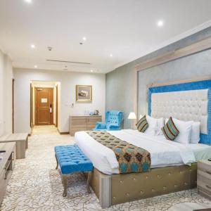 Sapphire Plaza - 37
