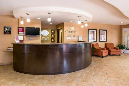 Comfort Suites Airport Convention Center - 1