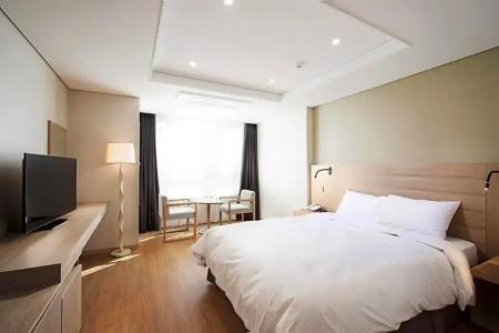 Crown Harbor Busan - 88