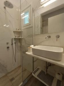Cyclades Studios - 180