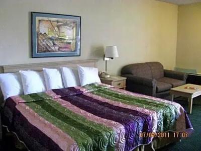 Vagabond Inn - 25