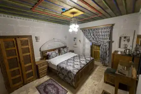Underground Cave Suites - 39