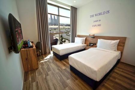 Kingsgate Canal - By Millennium, Dubai - 27