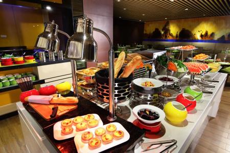 Hampton by Hilton Guangzhou Zhujiang New Town - 11