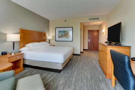 Drury Inn & Suites Orlando near Universal Orlando Resort - 69