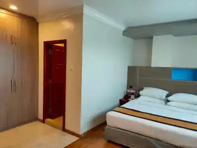 Grand United - Ahlone Branch - 233