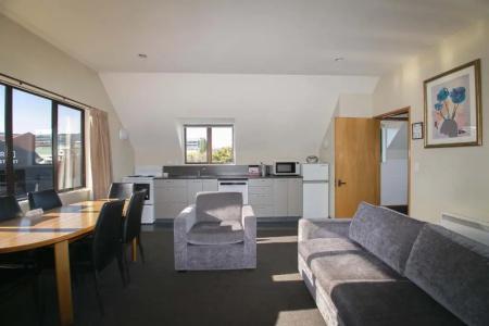Allan Court - 115