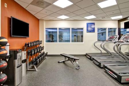 Hampton Inn & Suites by Hilton-Airport - 22