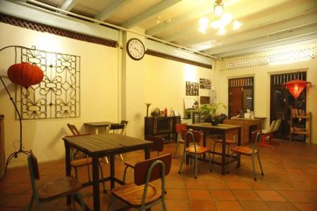 Luang Poj Boutique - 14