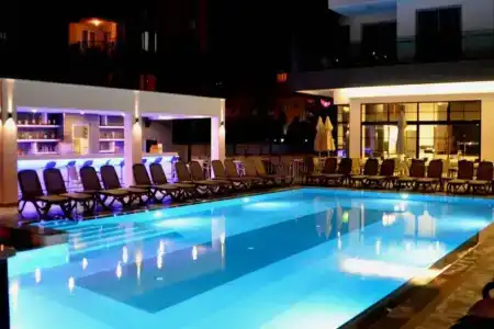 Green Garden Suites - 15