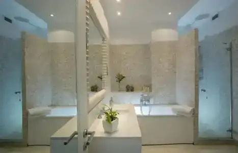 Relais Blu - 32
