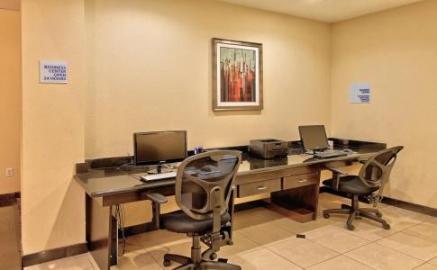 Holiday Inn Express & Suites Houston-Downtown Convention Center, An Ihg - 16