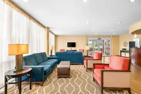 Comfort Suites Orlando Airport - 1