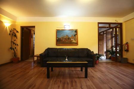 Royal Astoria - 11