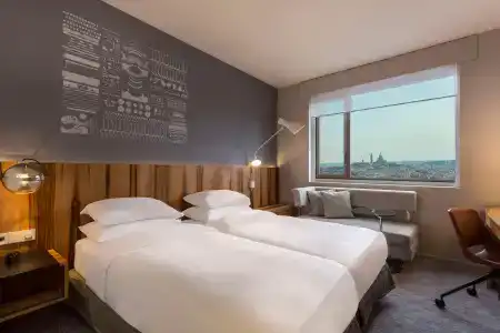 Hyatt Regency Paris Etoile - 1