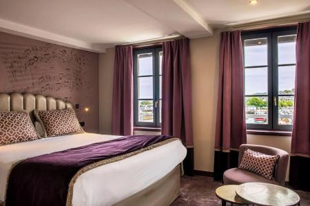 Best Western Le Cheval Blanc -Centre- Vieux Port - 177