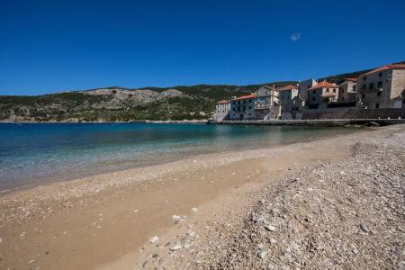 Mira Sea Front Guesthouse - 15