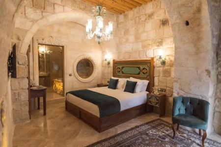 Solo Cave Suites - 146