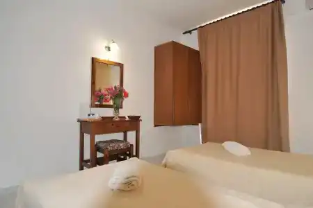 Irene Studios - 183