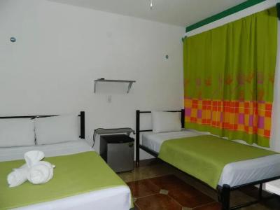 Emotion & Hostal - 1