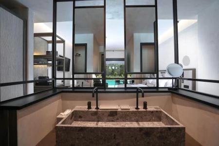 Aeonic Suites and Spa - 7