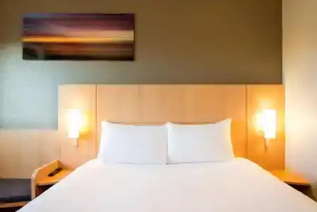 ibis Utrecht - 6