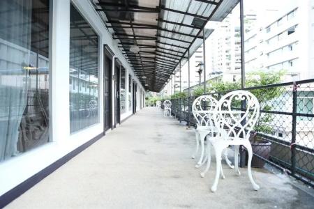 Boss Suites Nana - 7