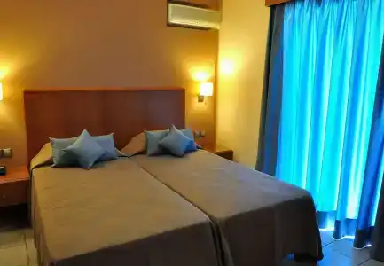 Sandy's Studios & Log-Villas - 10