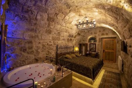 Sunak Cave Boutique - 118