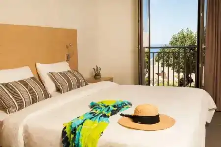 Sundance  & Suites - 1