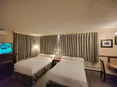 Divya Sutra Suites on Robson Downtown - 21