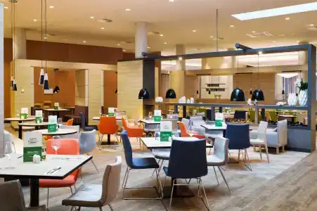 Holiday Inn Frankfurt Airport, An Ihg - 14