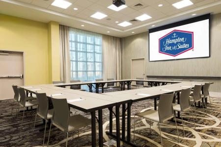 Hampton Inn & Suites Airport Avion Park Westshore - 14