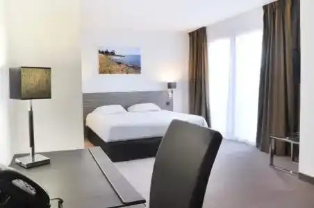 Golden Tulip La Baule - 80