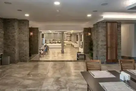 Riviera Zen - 15