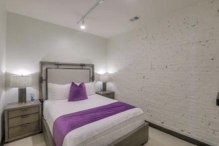 Studio 154 Luxury - 181