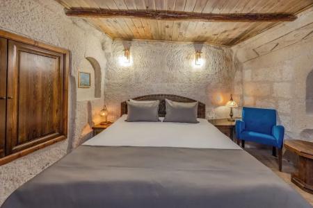 Castle Cave - 114