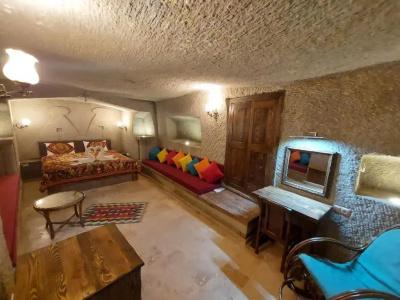 ARMEsos Cave - 17