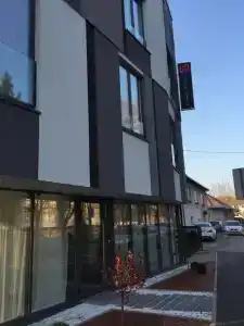 Livris - 147