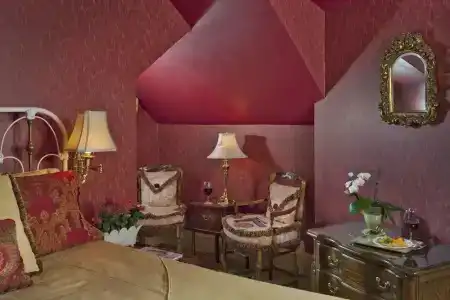 Albemarle Inn - - 31