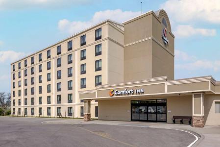 Comfort Inn The Pointe - 0