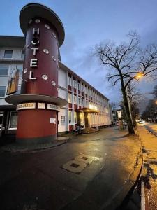 Am Stadion - 21