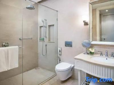 Oriental Residence Bangkok - SHA Certified - 77