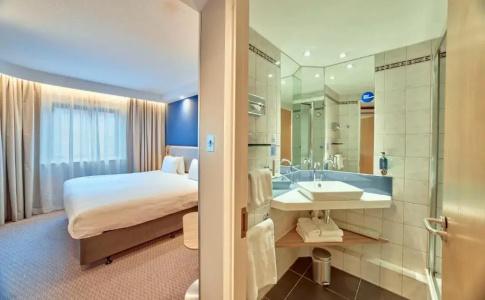 Holiday Inn Express London Stratford, An Ihg - 59