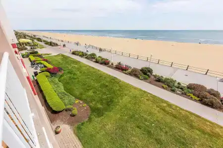 Hampton Inn Virginia Beach Oceanfront North - 26