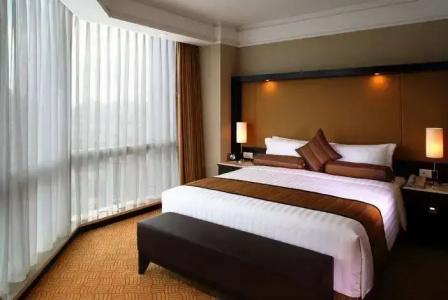 Howard Johnson Huaihai - 6