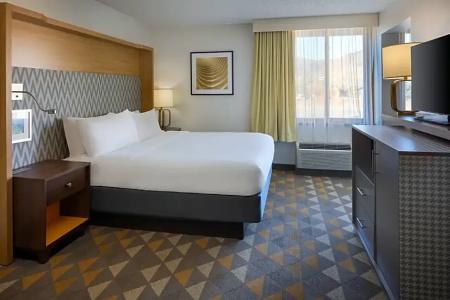 Holiday Inn, An Ihg - 127