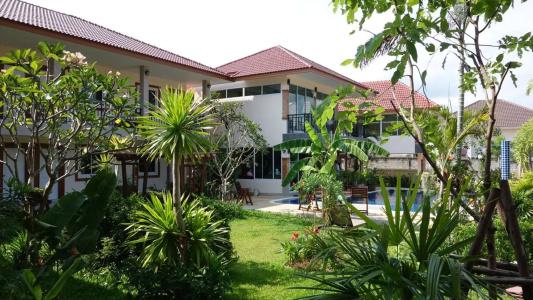 Baan Sooksiri Bangsaray - 10