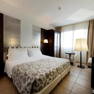 Grand Admiral Palace - 34