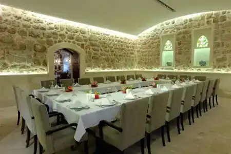 Kasr-i Nehroz - 12